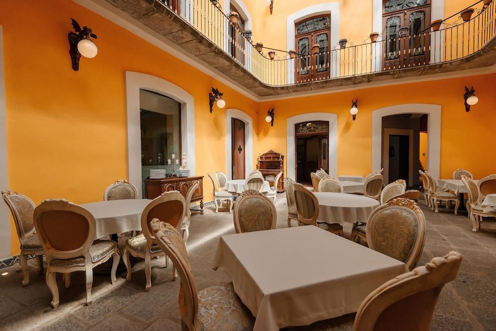 Hotel Marques Del Angel 4*